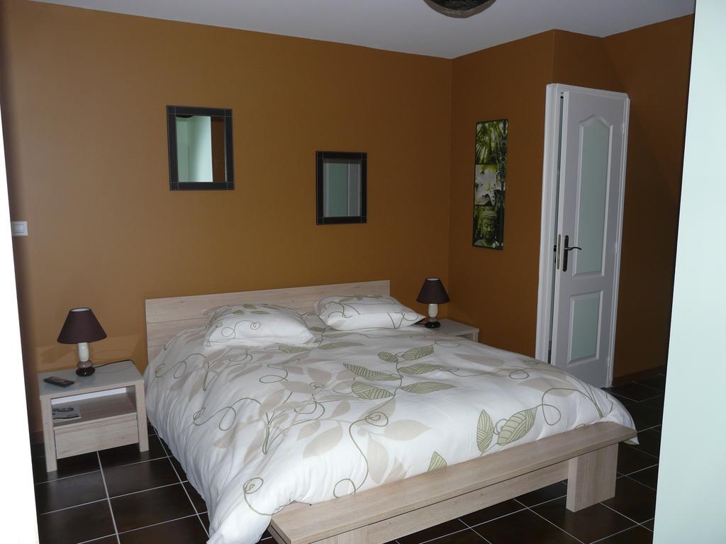 Bed and Breakfast La Bergerie Suèvres Zimmer foto